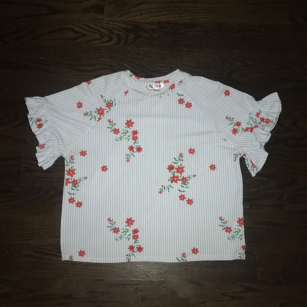 Floral cropped top!💐